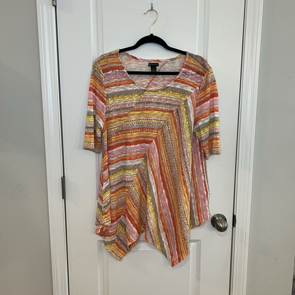 New Directions Women’s Top XL Asymmetric Tunic‎ Aztec Print
